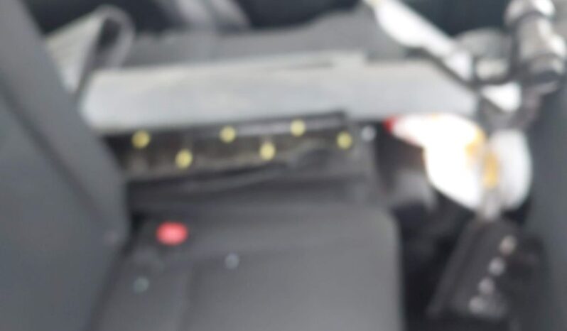 
								2018 Toyota Rav4 full									