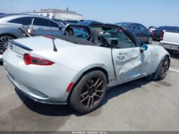 
										2019 Mazda Mx-5 miata full									