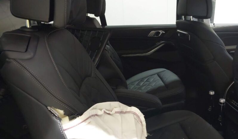 
								2025 BMW X7 full									