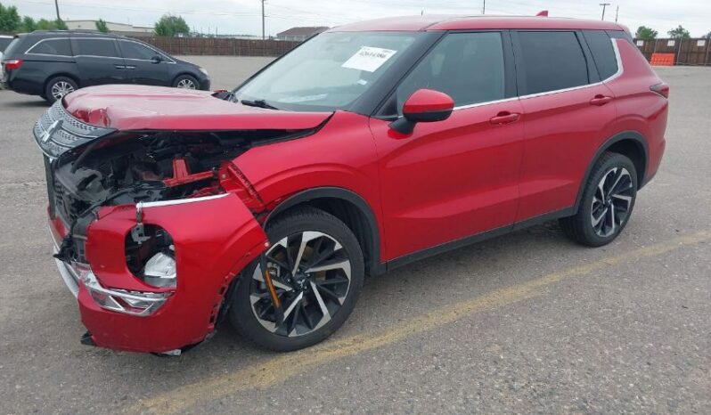 
								2024 Mitsubishi Outlander full									