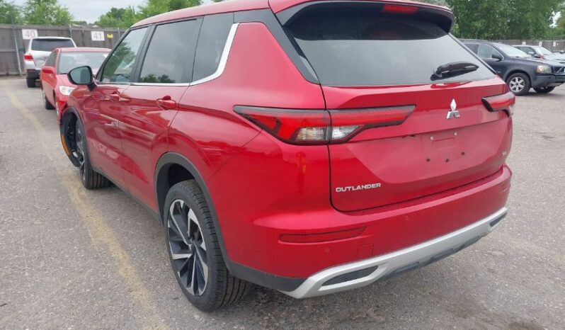 
								2024 Mitsubishi Outlander full									