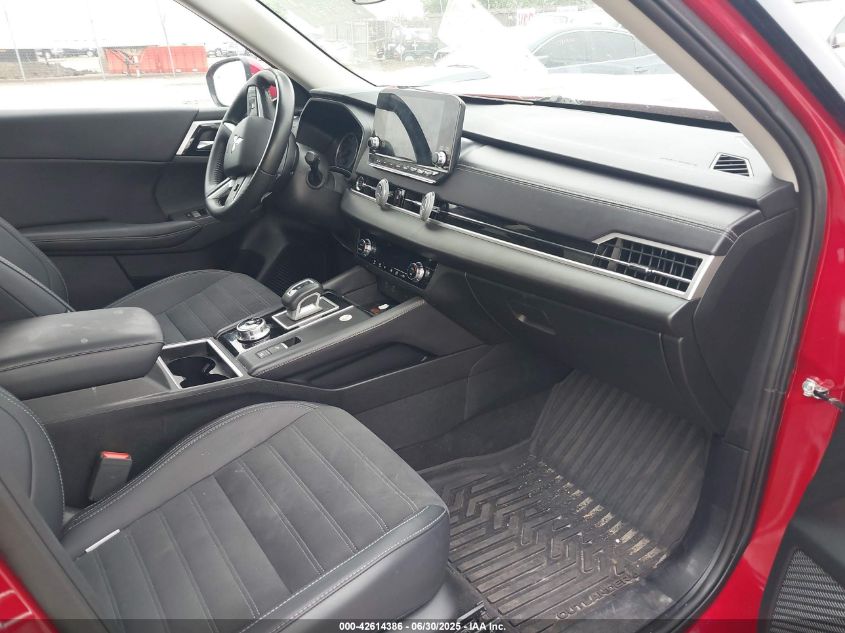 2024 Mitsubishi Outlander