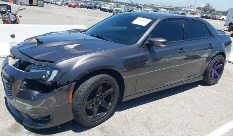 
								2019 Chrysler 300 full									