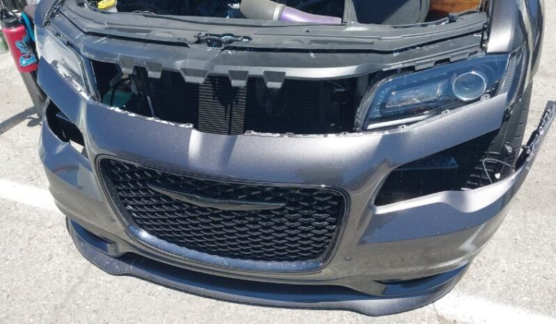 
								2019 Chrysler 300 full									