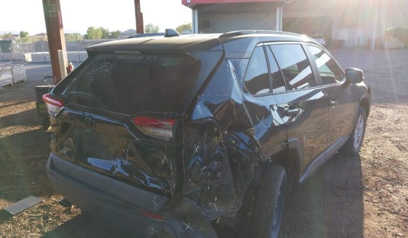 
								2020 Toyota Rav4 full									