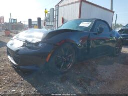 
										2016 Mazda Mx-5 miata full									