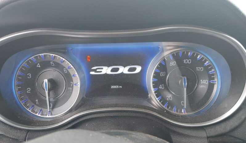 
								2023 Chrysler 300 full									
