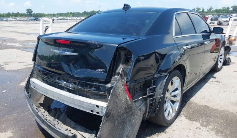 
								2020 Chrysler 300 full									