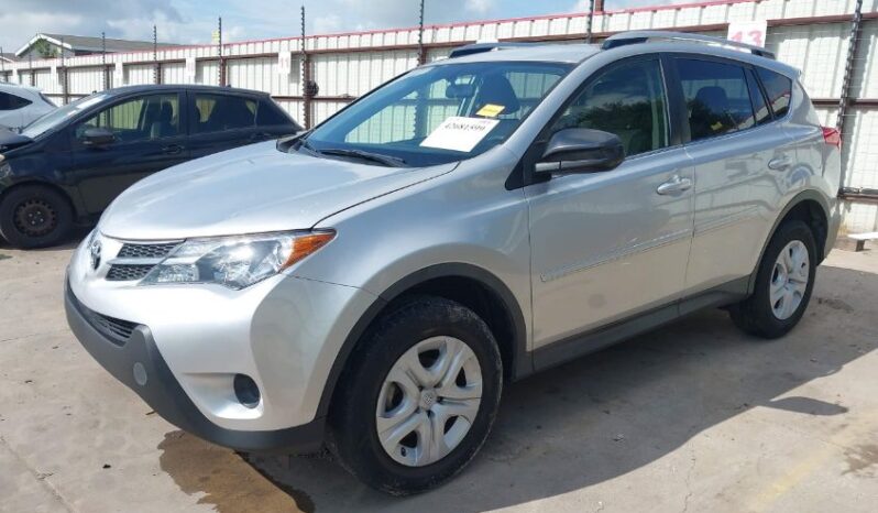 
								2015 Toyota Rav4 full									