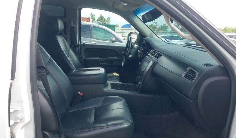 
								2014 Gmc Yukon full									