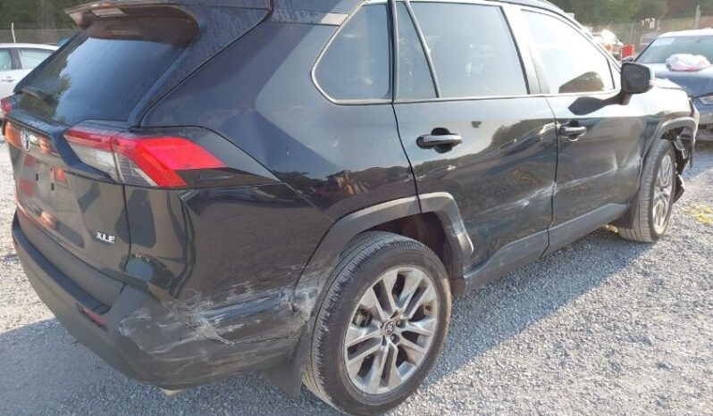 
								2024 Toyota Rav4 full									