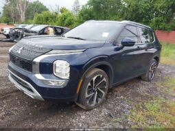 
										2022 Mitsubishi Outlander full									