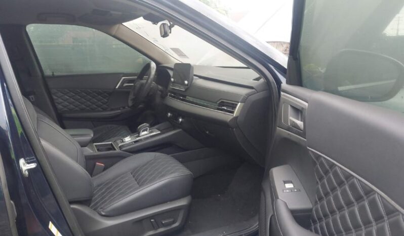 
								2022 Mitsubishi Outlander full									