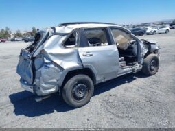 
										2021 Toyota Rav4 full									