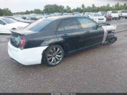 
										2014 Chrysler 300 full									