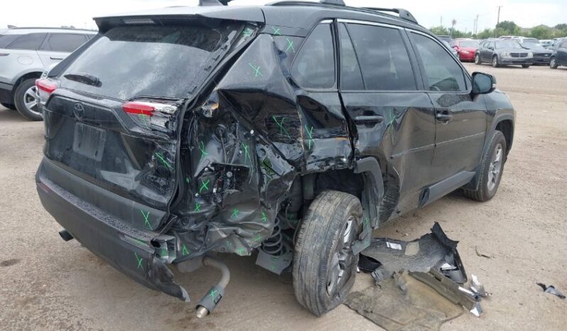 
								2024 Toyota Rav4 full									