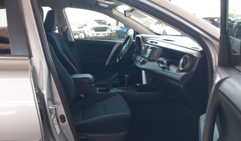 
								2016 Toyota Rav4 full									