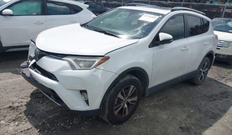 
								2017 Toyota Rav4 full									