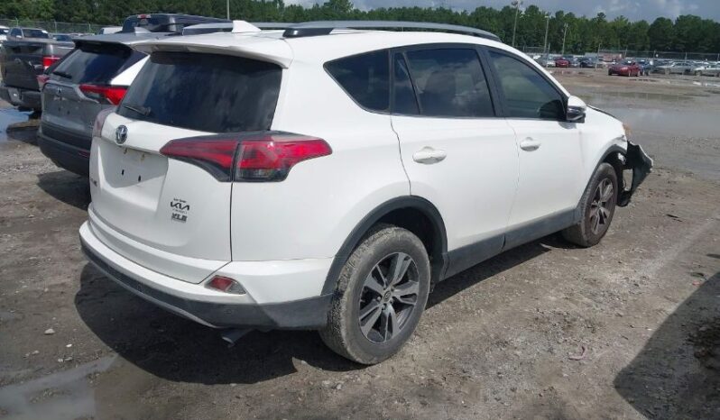 
								2017 Toyota Rav4 full									