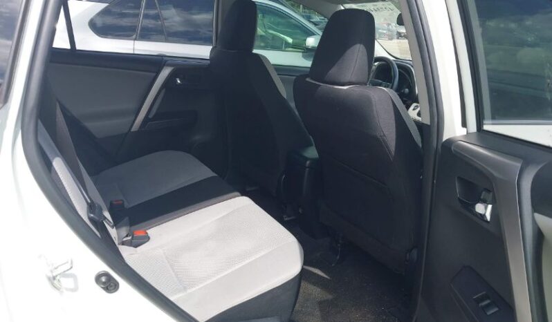 
								2017 Toyota Rav4 full									