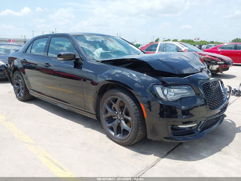 2021 Chrysler 300