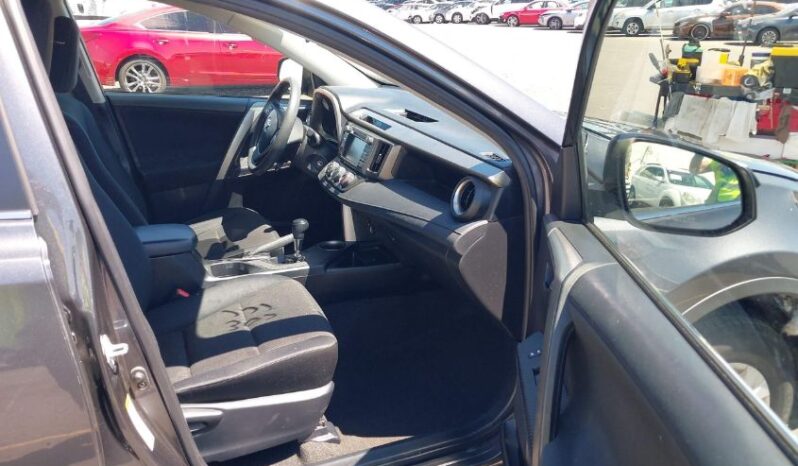 
								2015 Toyota Rav4 full									