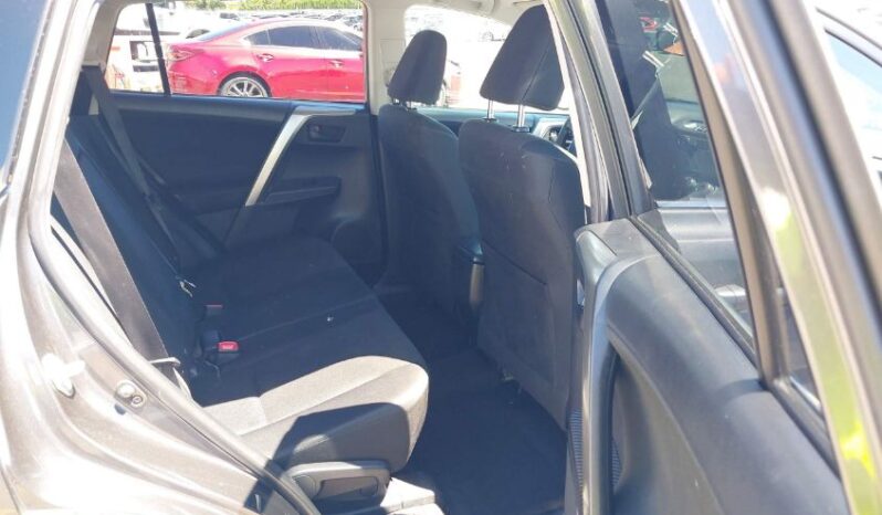 
								2015 Toyota Rav4 full									