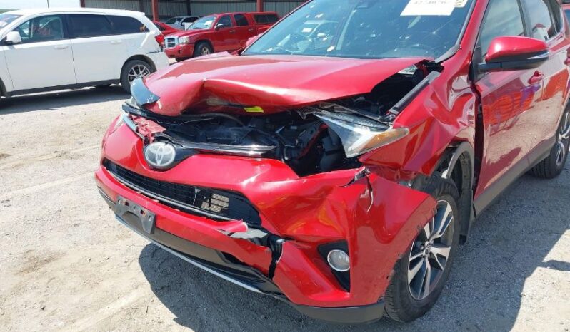 
								2017 Toyota Rav4 full									