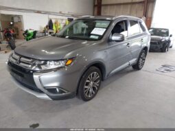 
										2016 Mitsubishi Outlander full									