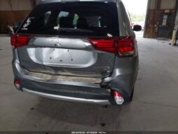 
										2016 Mitsubishi Outlander full									