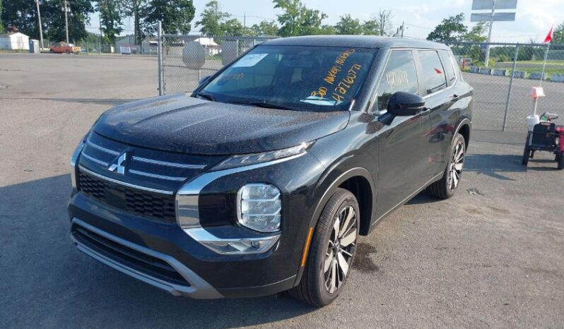 
								2025 Mitsubishi Outlander full									