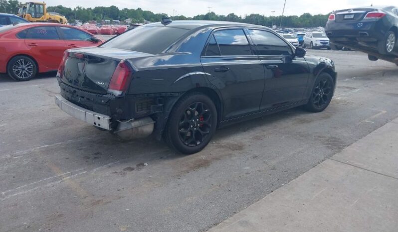 
								2016 Chrysler 300 full									