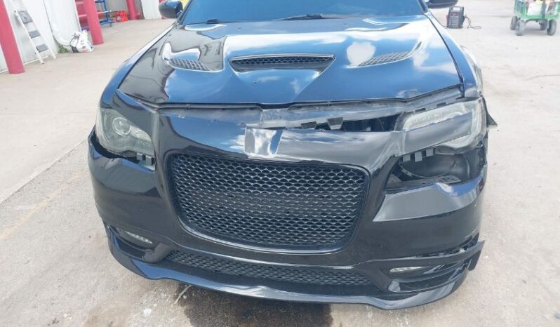 
								2016 Chrysler 300 full									