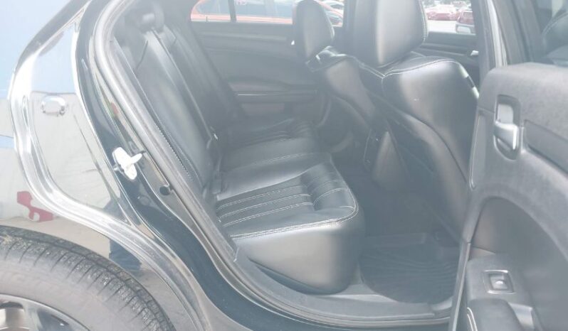 
								2016 Chrysler 300 full									