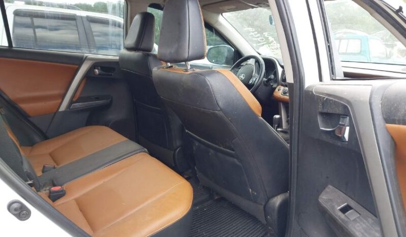 
								2018 Toyota Rav4 full									