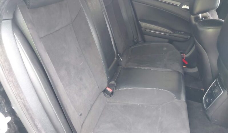 
								2013 Chrysler 300 full									