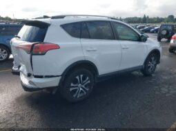 
										2018 Toyota Rav4 full									