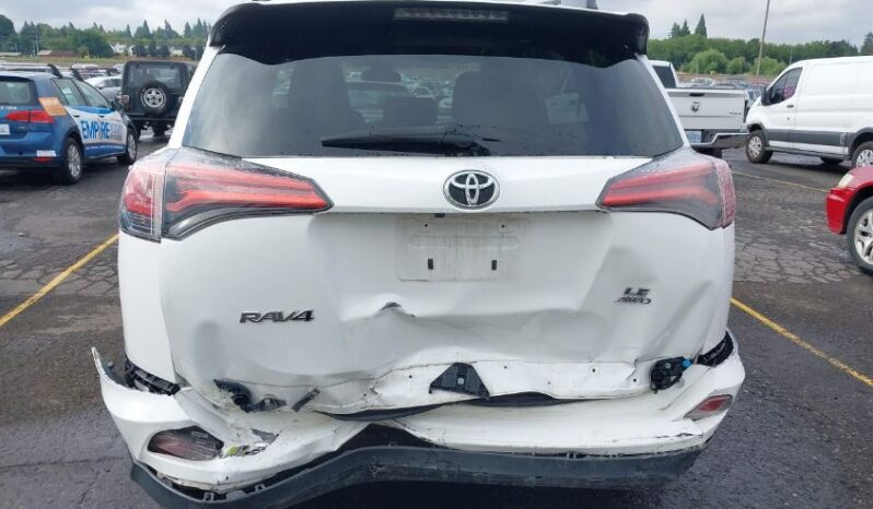 
								2018 Toyota Rav4 full									