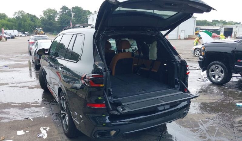 
								2024 BMW X7 full									