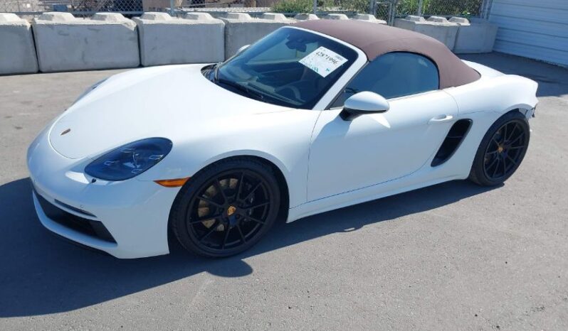 
								2022 Porsche Boxster full									