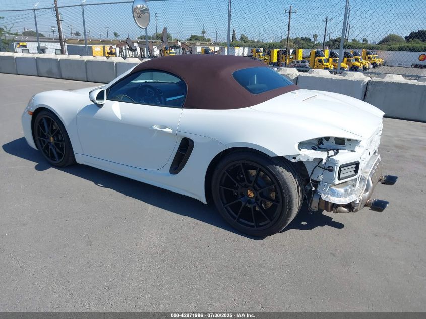2022 Porsche Boxster