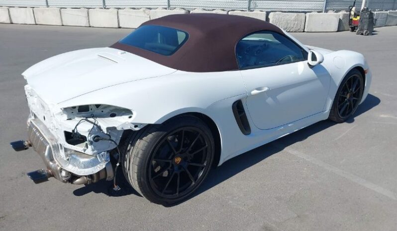 
								2022 Porsche Boxster full									
