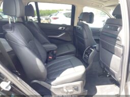 
										2023 BMW X7 full									
