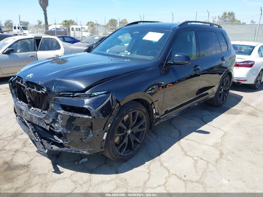 2025 BMW X7