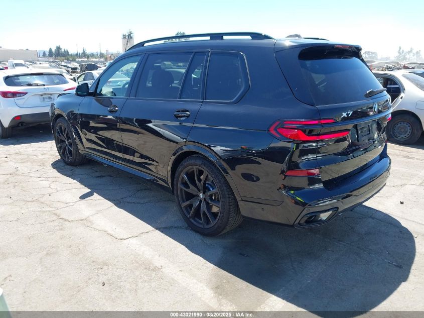 2025 BMW X7