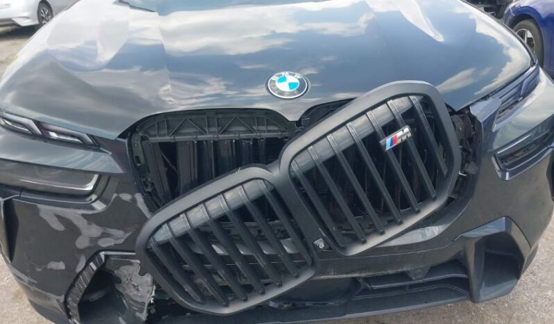 
								2025 BMW X7 full									