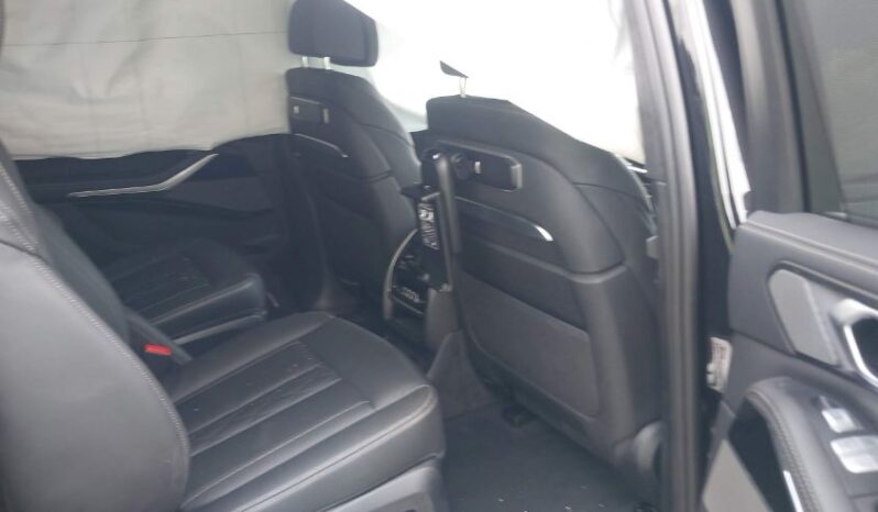 
								2025 BMW X7 full									