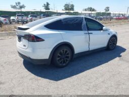
										2022 Tesla Model x full									
