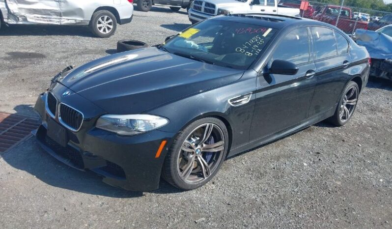 
								2013 BMW M5 full									
