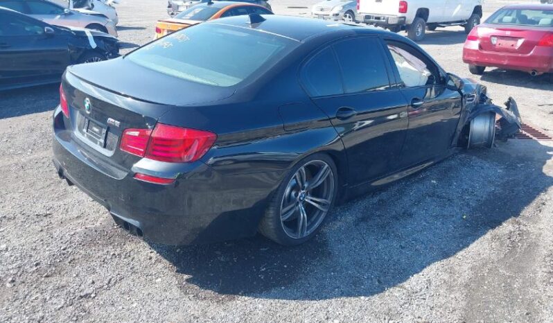 
								2013 BMW M5 full									
